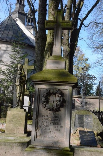 Cmentarz nałęczowski