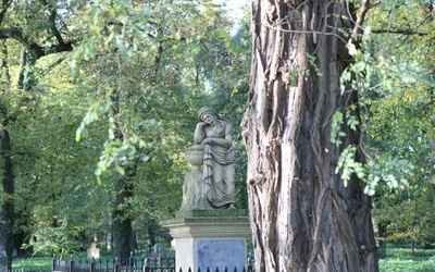 Lapidarium rzeźby nagrobnej we Wschowie