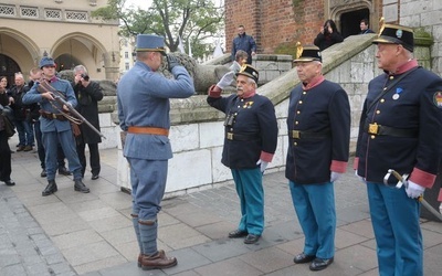 Kraków znów skruszył pęta