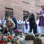 Zaduszki w byłym KL Auschwitz