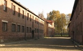 Zaduszki w byłym KL Auschwitz