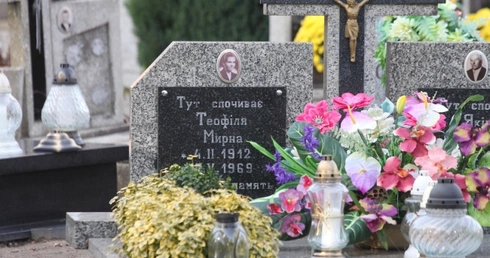 Cyrylica pod krzyżem