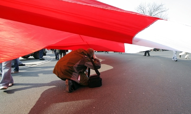 Przed sąd za "Precz z komuną"