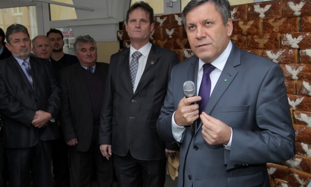 Piechociński o "słabości służb parlamentarnych"
