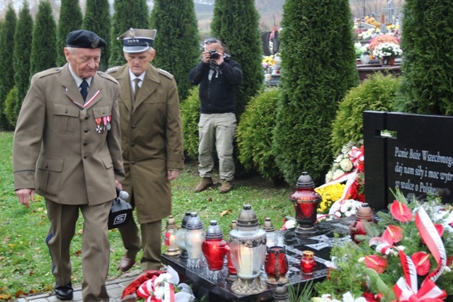 Grób partyzantów "Bartka" w Mazańcowicach