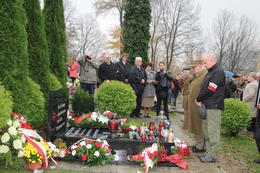 Grób partyzantów "Bartka" w Mazańcowicach