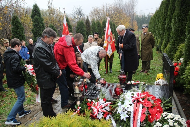 Grób partyzantów "Bartka" w Mazańcowicach