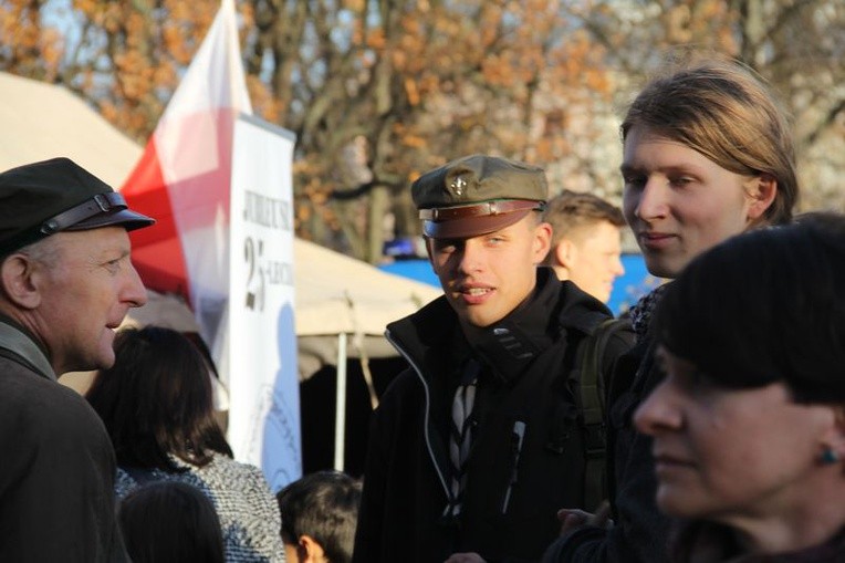 Święto Niepodległości z harcerzami