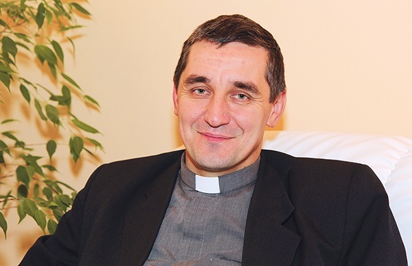 Ks. dr Paweł Łobaczewski,  rektor paradyskiego seminarium