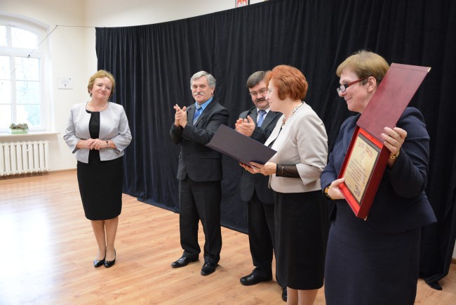 Poświęcenie gmachu szkół katolickich w Opolu