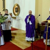 W dniu 5. rocznicy ingresu bp Henryk Tomasik sprawował Mszę św. w kaplicy Wyższego Seminarium Duchownego z gronem księży obecnych na dniach duszpasterskich