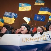 Prozachodnie aspiracje  Ukraińców, ale też Mołdawian  czy Gruzinów są skutecznie dławione przez Moskwę.  Przy niejednoznacznej postawie samej Unii Europejskiej