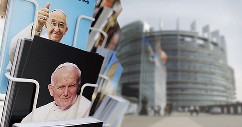 Papież Franciszek dzięki swoim wielkim poprzednikom i osobistej charyzmie będzie słuchany w Strasburgu z dużą uwagą 