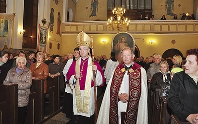 Obraz już w kościele  w Górkach