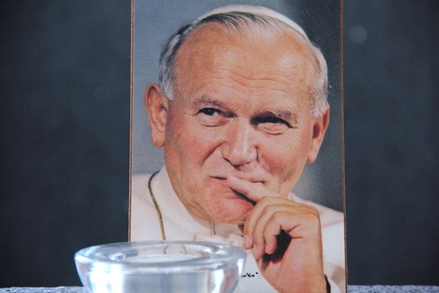 "Myśląc z Wojtyłą... " o synodzie