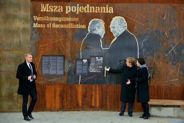 Merkel i Kopacz w imię pojednania