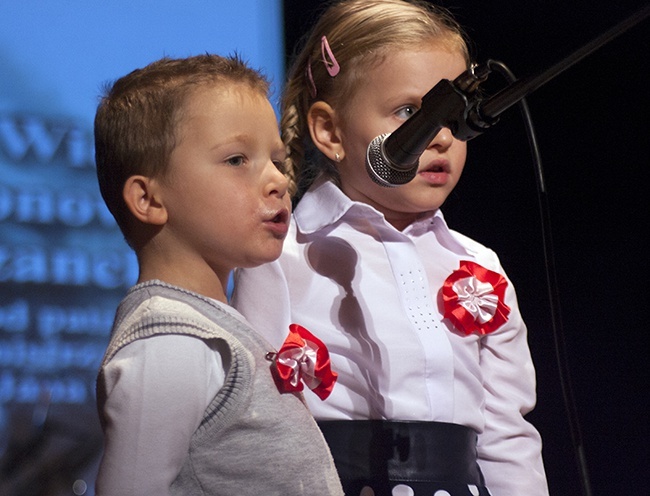 Wieczór Pieśni Legionowych i Partyzanckich