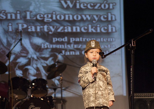 Wieczór Pieśni Legionowych i Partyzanckich