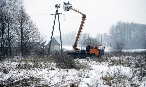 20 tys. domów pozostaje bez prądu