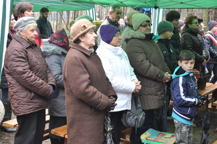 Sterkowiec, Msza św. za poległych