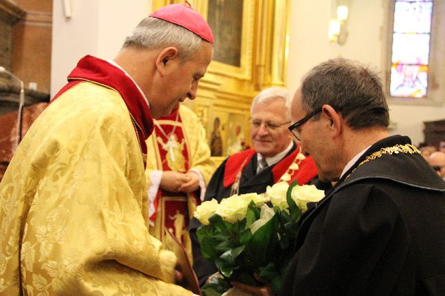 Pożegnanie bp. Jana Piotrowskiego 