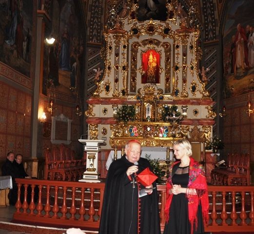 Recital "Piękny jest Bóg"