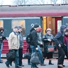  Podróżujący kolejami nie kryją rozczarowania z poziomu świadczonych usług i coraz większych opóźnień