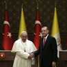Papież spotkał się z władzami Turcji 