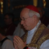 Komandoria z Gwiazdą dla bp. Andrzeja F. Dziuby