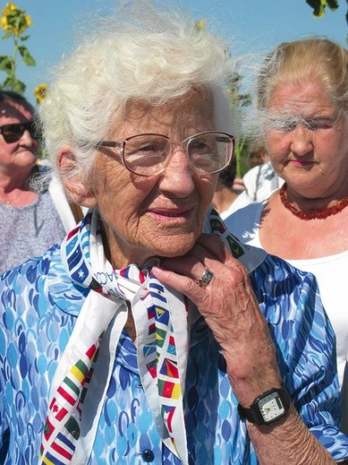 Dr. Wanda Błeńska zmarła  27 listopada w Poznaniu.  Miesiąc wcześniej skończyła  103 lata