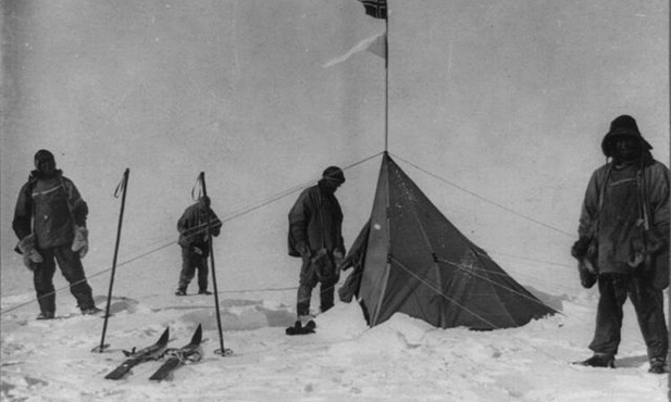 103 lata temu Amundsen dotarł na Biegun Płd.