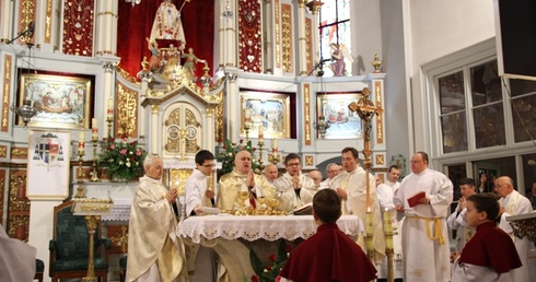 Eucharystii w sanktuarium św. Mikołaja przewodniczył bp Piotr Greger
