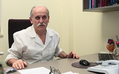  – Gdy tylko jest iskierka nadziei, o pacjenta trzeba walczyć – mówi prof. Janusz Skalski