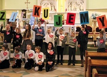 Dzieci przygotowały program z podziękowaniami