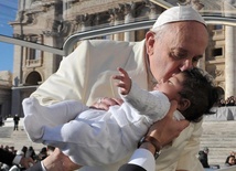 Papież: Kościół to nie nieufna stara panna