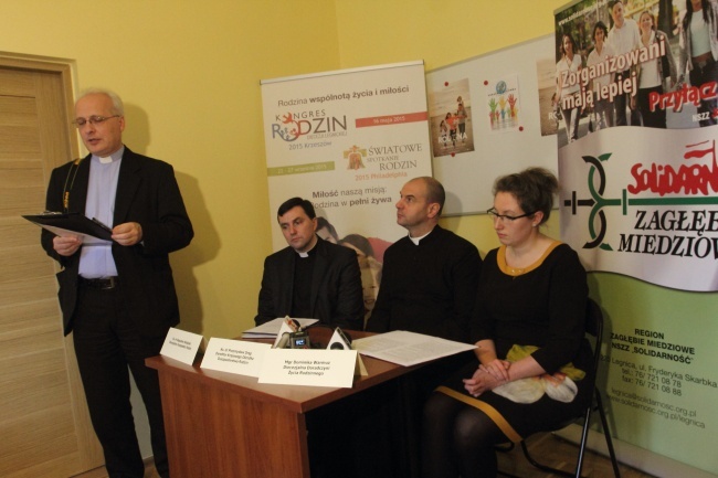 Błogosławieństwo przed tortem