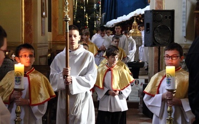 Eucharystia, koncert i kremówki