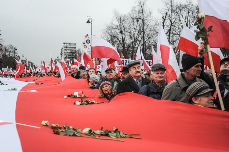 Marsz z różami