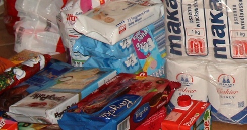 Zbierane będą produkty spożywcze o długim terminie przydatności oraz ubrania