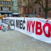  W sierpniu, podczas happeningu na wrocławskim rynku, zebrano ponad 300 podpisów. To był udany początek akcji w stolicy Dolnego Śląska 