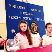 Ścisła piątka finalistek. Zwyciężczyni, Marcelina Dygdoń trzecia z lewej