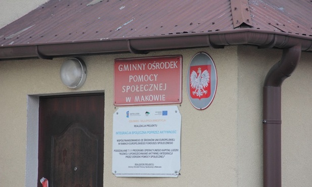 W czwartek w szpitalu zmarła druga urzędniczka GOPS w Makowie