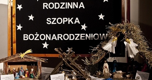 Rodzinna szopka bożonarodzeniowa