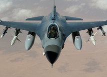 31 nalotów na cele IS w Iraku i Syrii