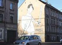  Mural z rycerzem jest jednym z niewielu w ostatnich czasach pozytywnych odniesień do chrześcijaństwa