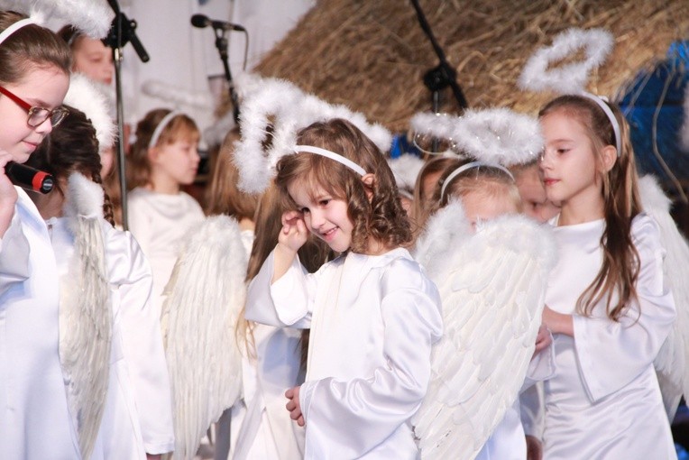 Świąteczny program "Ziarenek Nadziei"