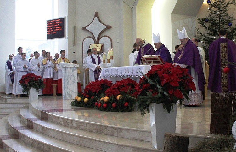 Pogrzeb śp. ks. Franciszka Mąkini SAC