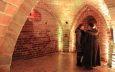 Piwnice romańskie otwarte dla zwiedzających 