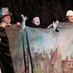 Mr. Scrooge na deskach opolskiego teatru