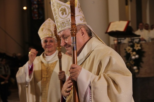 Święcenia biskupie